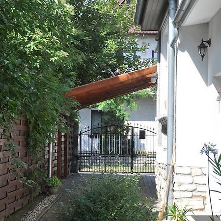Kertes Apartment Veszprém Exterior foto